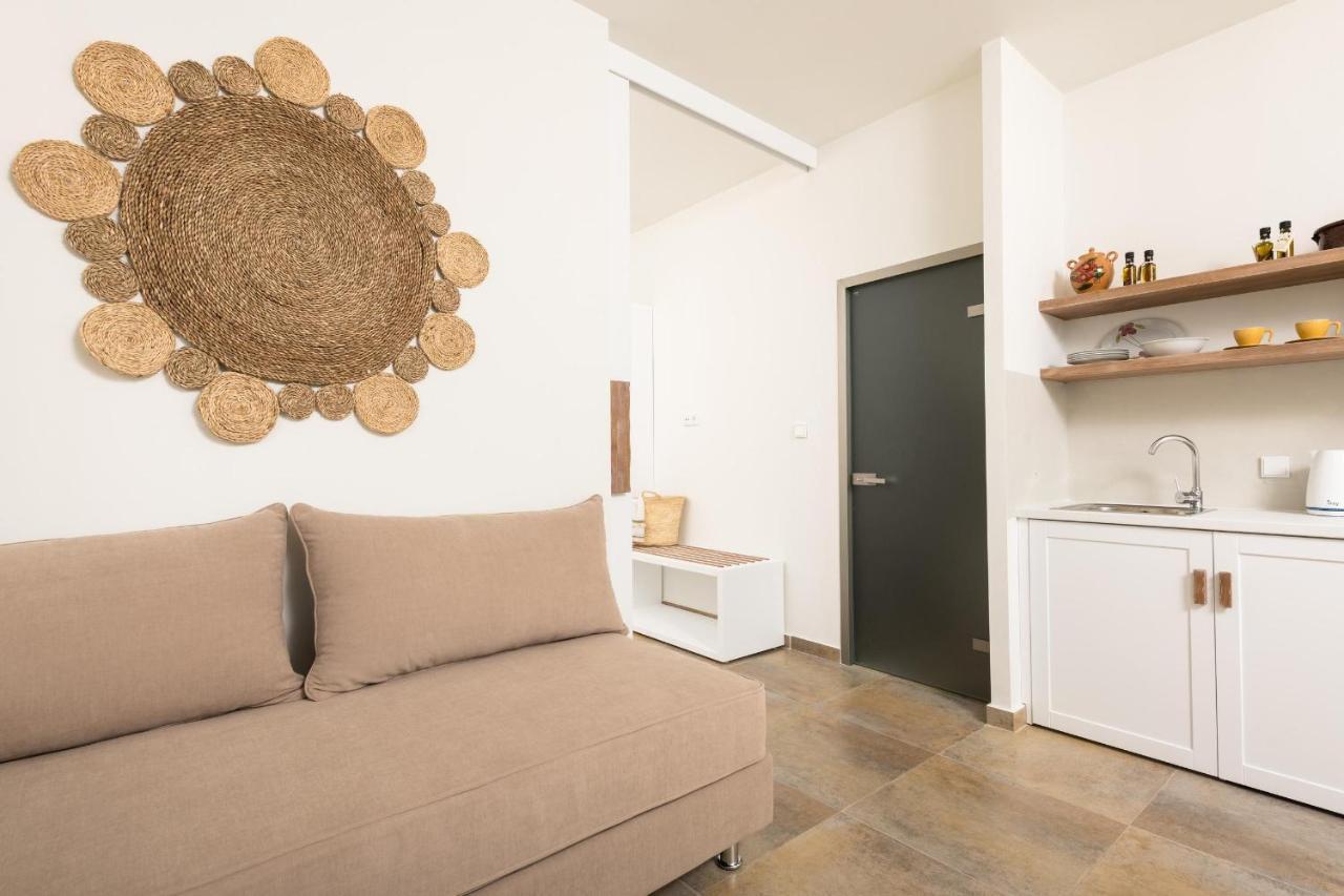 Konstantinou Deluxe Apartments Skála Marión Exterior foto